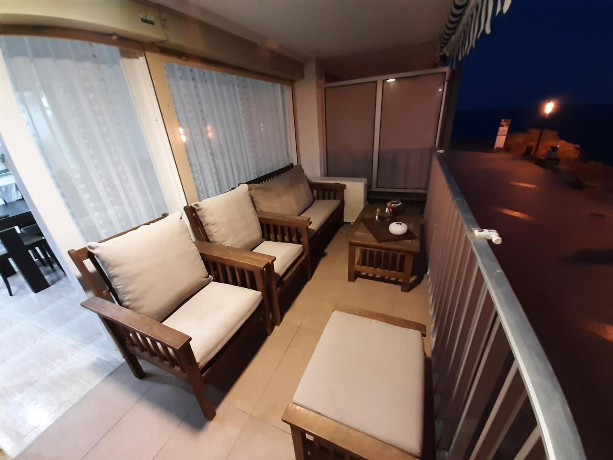 Apartamento Acantilados Vistas Mar Салоу Екстериор снимка