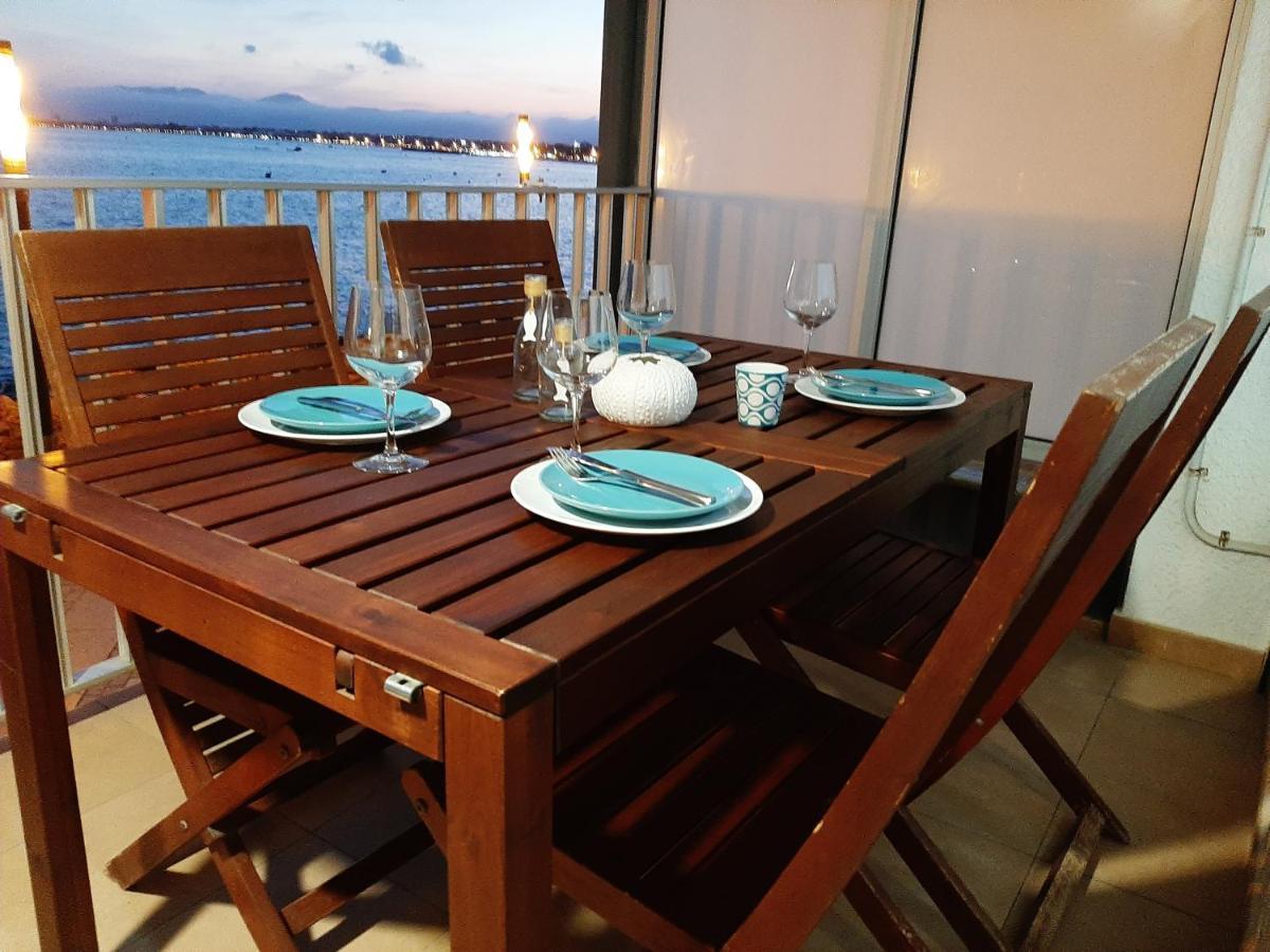 Apartamento Acantilados Vistas Mar Салоу Екстериор снимка
