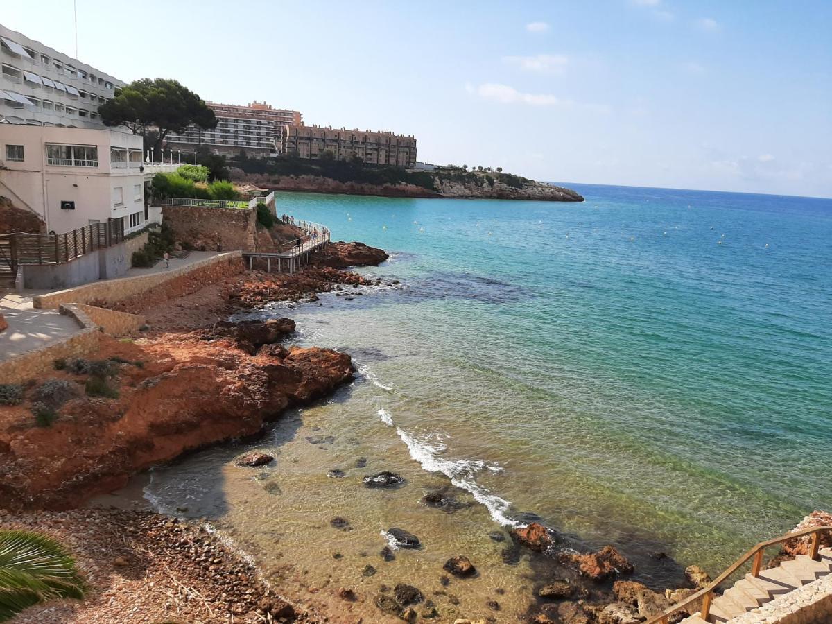 Apartamento Acantilados Vistas Mar Салоу Екстериор снимка