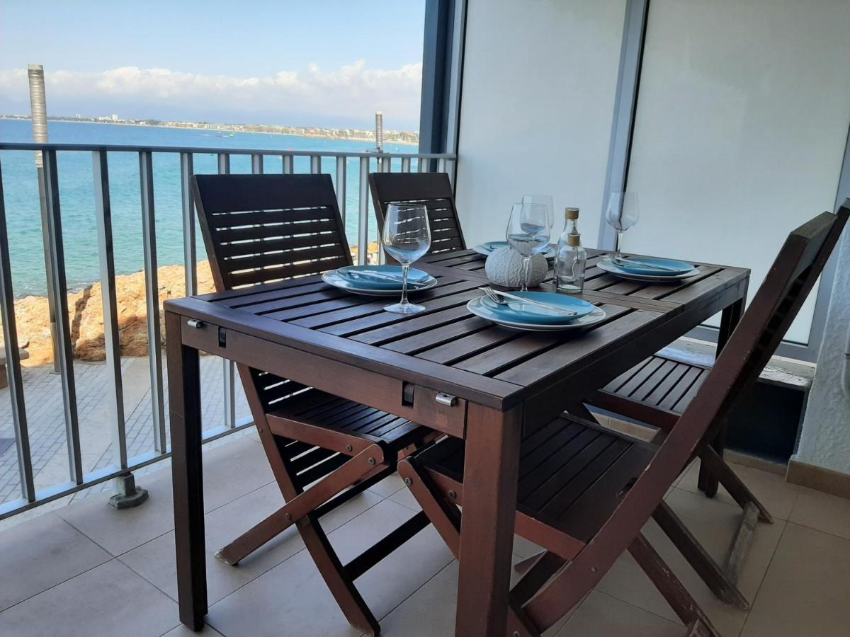 Apartamento Acantilados Vistas Mar Салоу Екстериор снимка