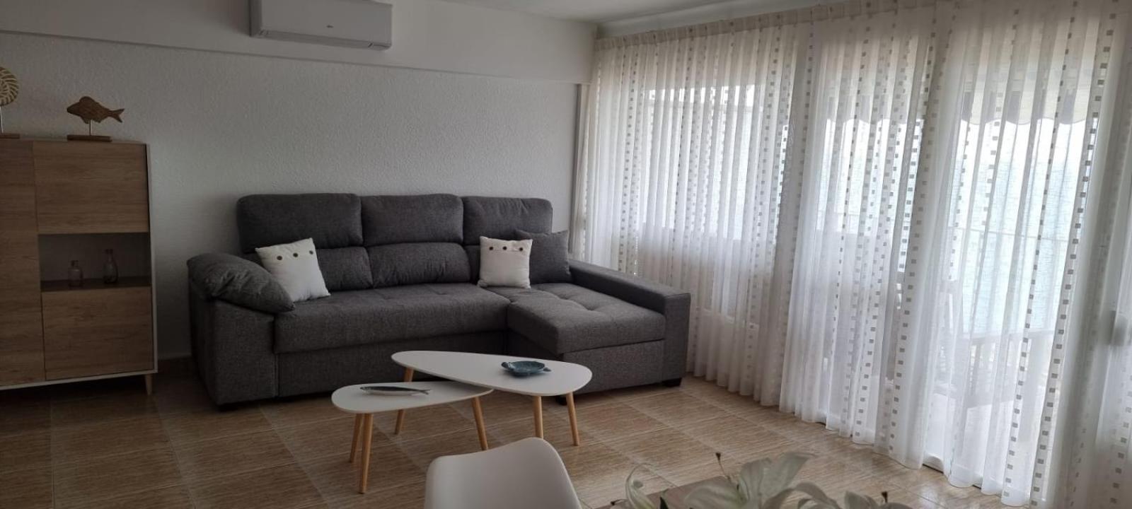 Apartamento Acantilados Vistas Mar Салоу Екстериор снимка
