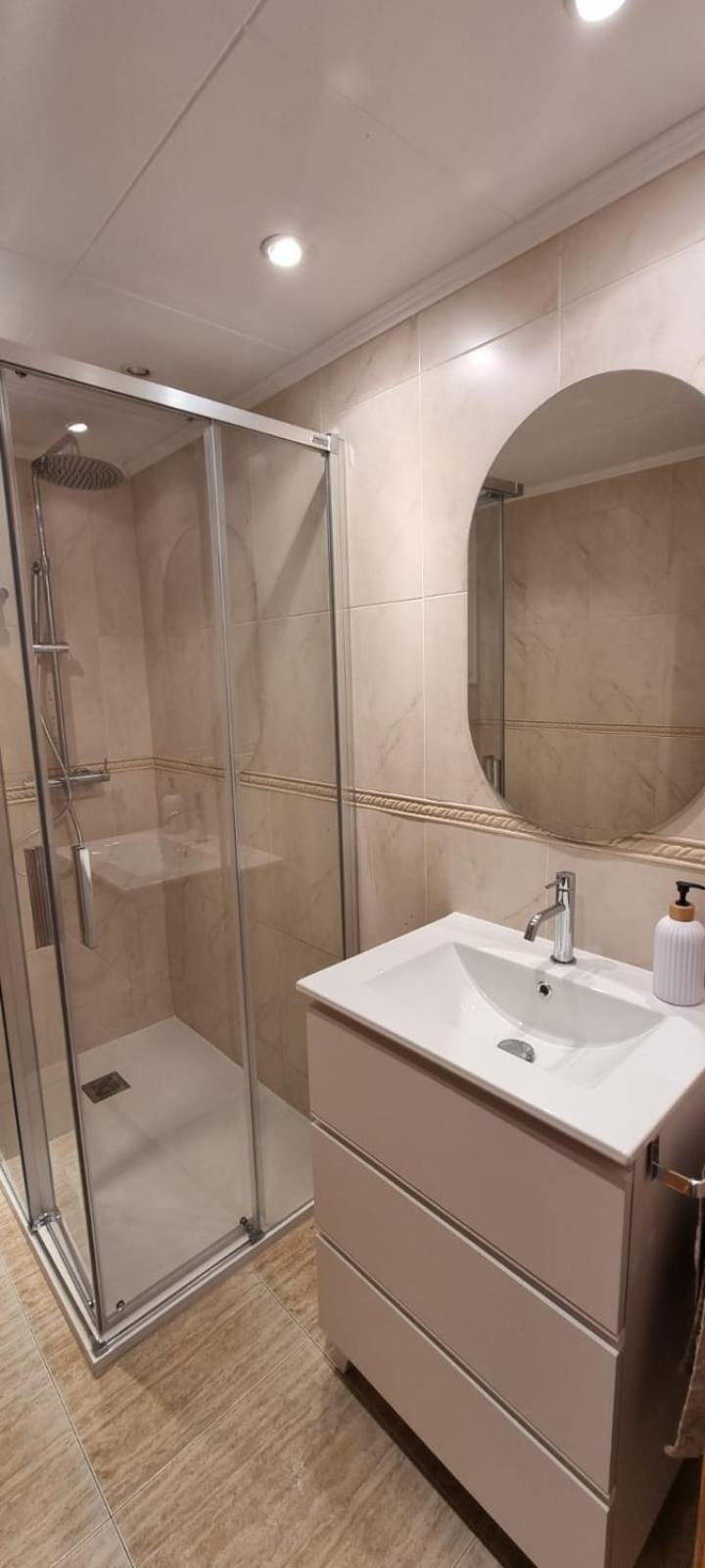 Apartamento Acantilados Vistas Mar Салоу Екстериор снимка